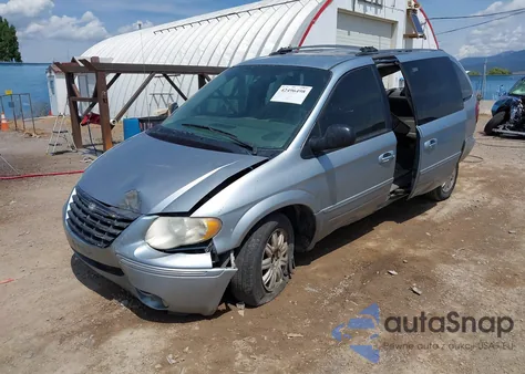 2005 Chrysler Town & Country Limited from USA, damaged, VIN 2C8GP64L05R365310